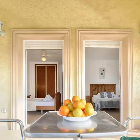 Jesica - Plusholidays Villa